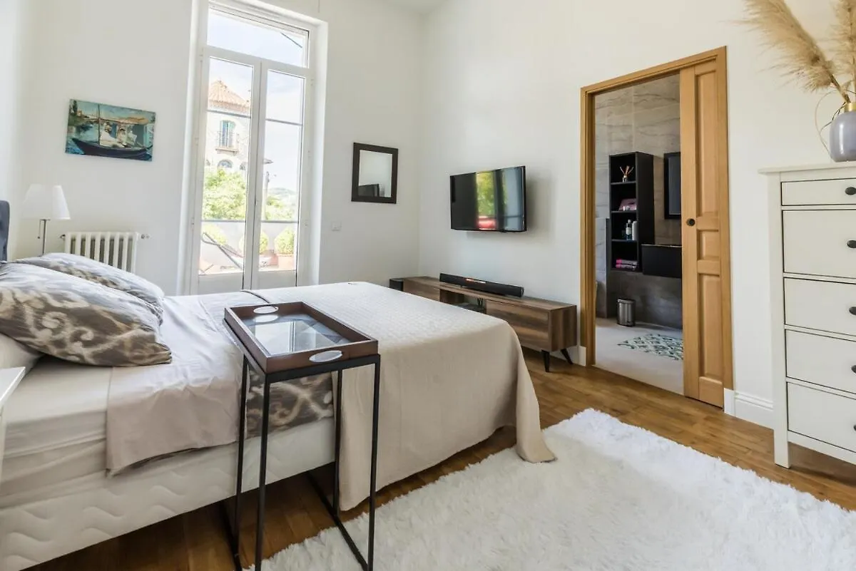 Villa 220M2 - Pool Villa, 4 Bedrooms, Hot Tub Cannes France